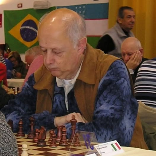 IL MONDO DEGLI SCACCHI ITALIANO PIANGE ANTONIO ROSINO